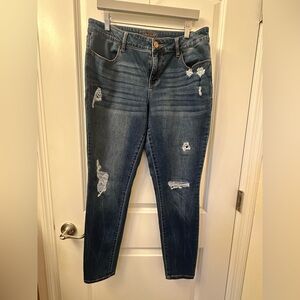 Gently Used WomenMaurices Mid-Rise Dark Blue Distressed Skinny Jeans size Large